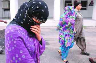 Two Women Held With 45 Kg Of Opium