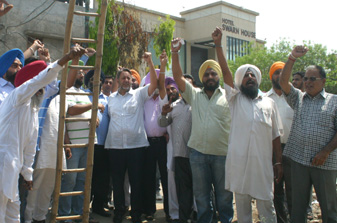 Power Engineers Threaten To Resume Strike Against PSPCL